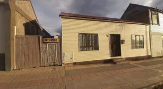 CASA ANTIGUA EN CALLE BULNES EN PUERTO NATALES