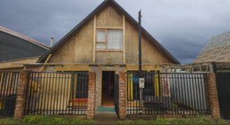 Casa en VENTA, calle Eusebio Lillo