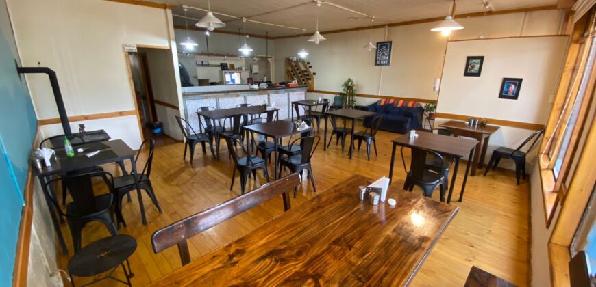 EXCEPCIONAL PROPIEDAD COMERCIAL FRENTE A LA PLAZA DE ARMAS DE PUERTO NATALES